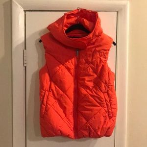 Bench UK Bold Puffer Vest